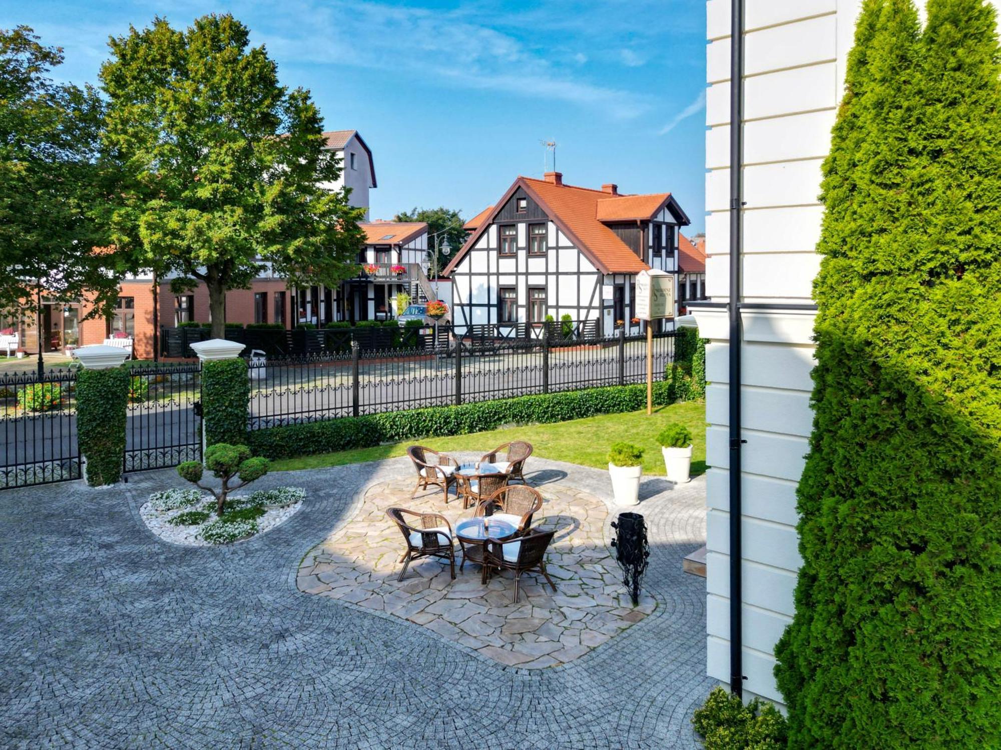 Bed and Breakfast Residenz Selena à Ustka Extérieur photo